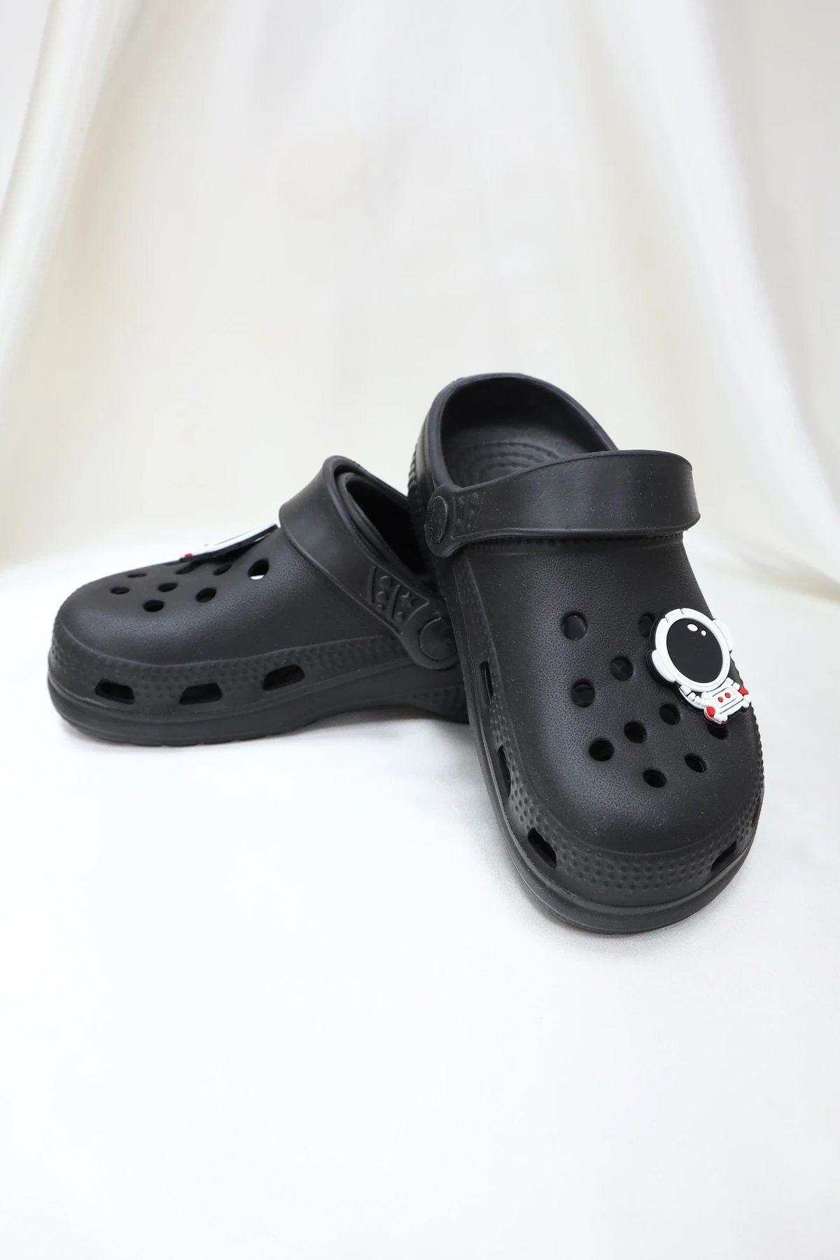 Aksesuarlı Çocuk Sandalet Siyahbeyaz - 32335.264.